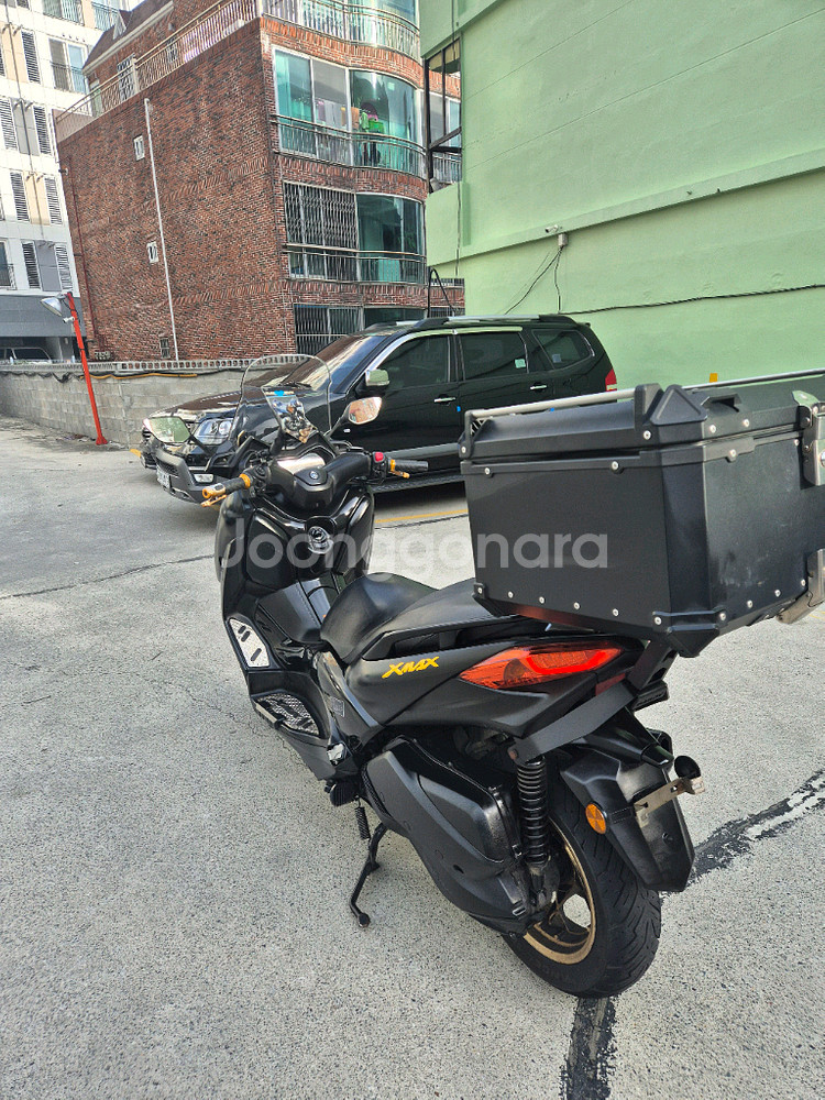 Xmax300 20년식 소모품 엔진수리 경정비 완료차량 팝니다--5