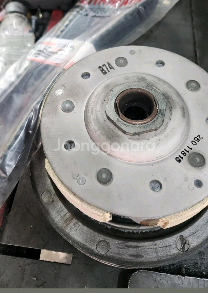 Xmax300 20년식 소모품 엔진수리 경정비 완료차량 팝니다--7