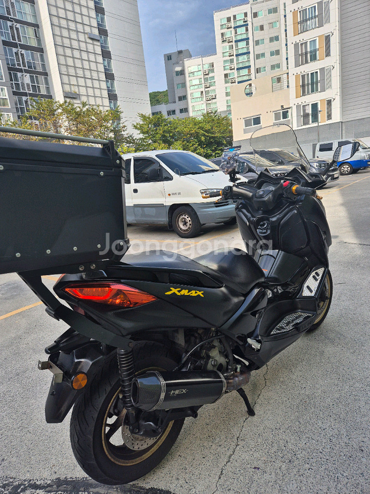 Xmax300 20년식 소모품 엔진수리 경정비 완료차량 팝니다--6