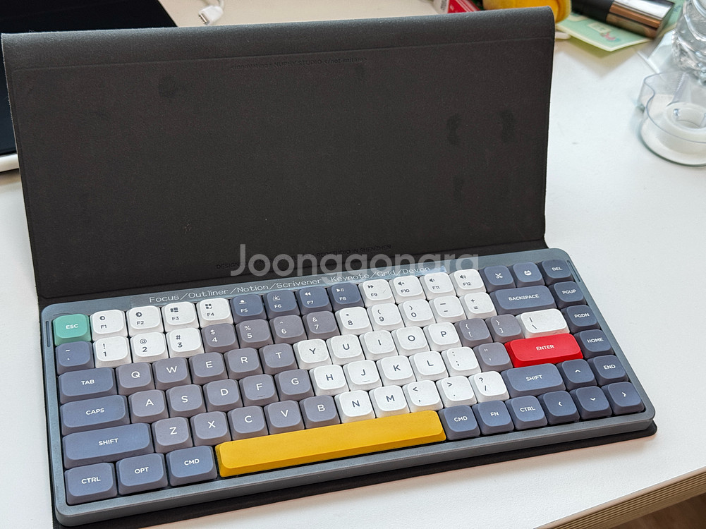 Nuphy Air75 + 전용케이스--0