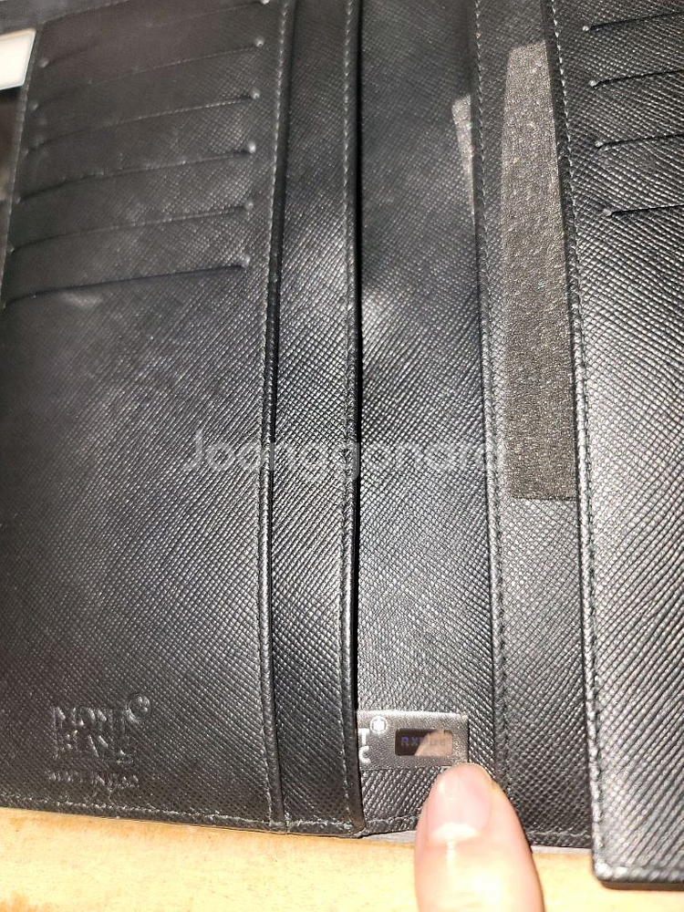 부산 몽블랑 시그니처 장지갑--5