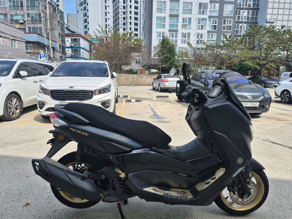 Nmax125 21년식 구동계 소모품 정비완료차량 팝니다--4