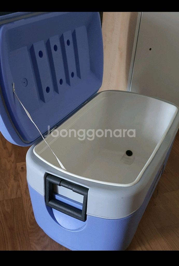 아이스박스큼직해서캠핑갈때좋음튼튼함저렴히2만5천원그외쇼핑백50개덤임--4