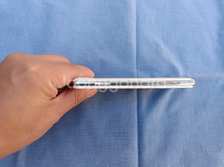 (초레어폰) LG 옵티머스 3D 큐브 화이트--5