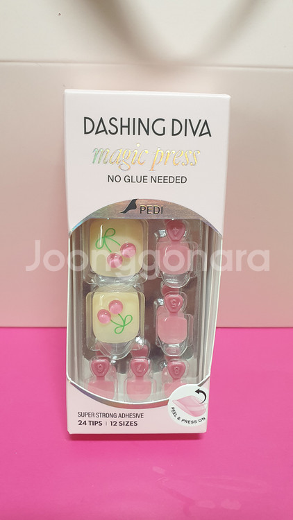 [새제품]데싱디바 DASHING DIVA 매직프레스 네일 페디 매니 팁--0