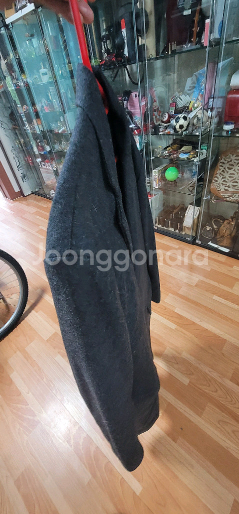 La Catenella 남성 코트 XL/110 사이즈입니다- 모 53% 혼방 케시미어 소재로 제작되었습니다- 회색톤--2