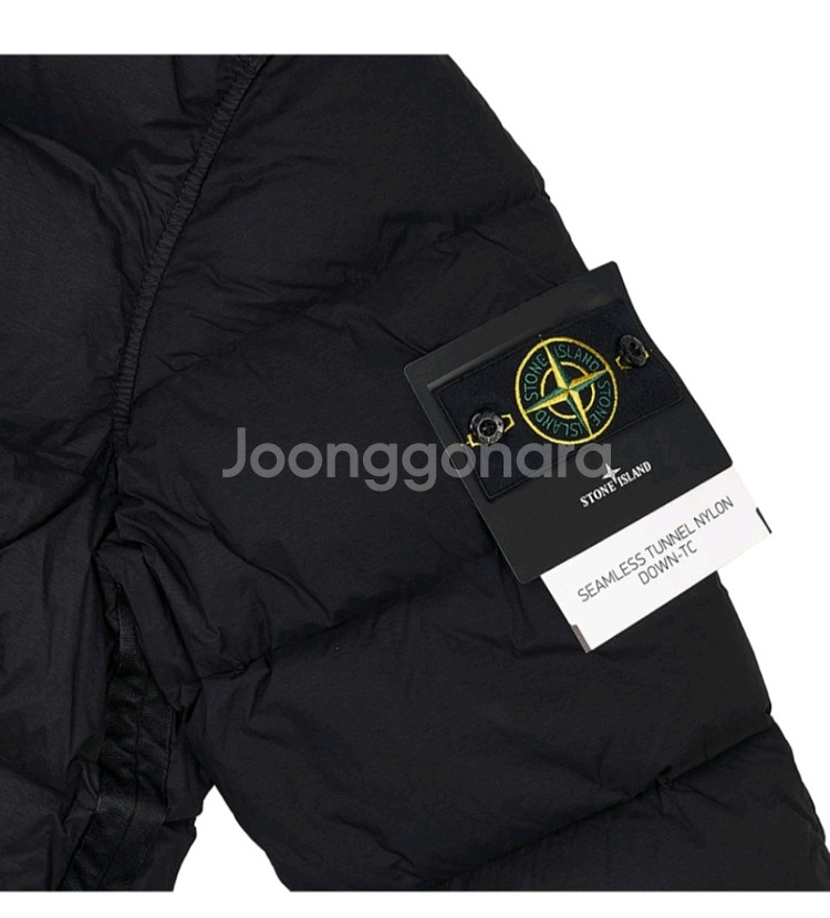 스톤아일랜드 심리스패딩 백화점정품--4