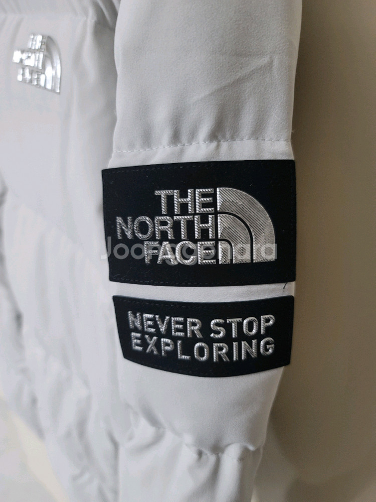 노스페이스 밝은그레이 경량패딩 95사이즈 상태굿--2