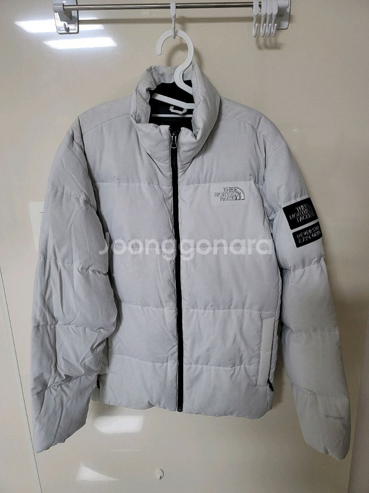 노스페이스 밝은그레이 경량패딩 95사이즈 상태굿--0