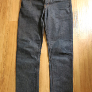 아크네 스튜디오 레귤러 핏 진 데님 팬츠