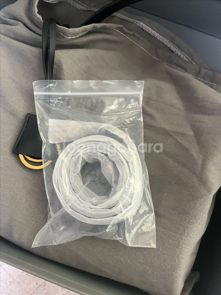 발렌시아가 로데오 스몰 금장--5