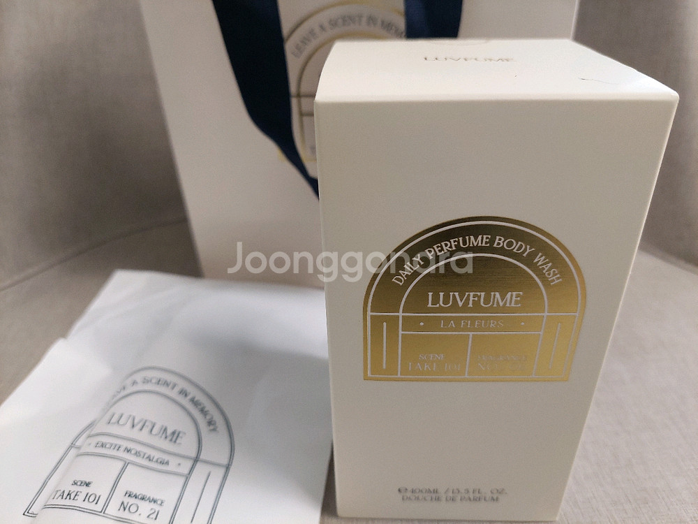 러퓸 라 플레르 바디워시(미개봉 새제품)400ml--0