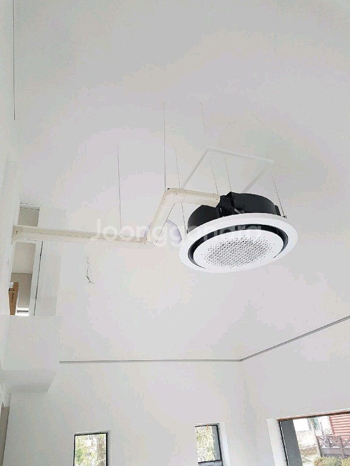 엘지원형천장형 인버터냉난방기 25평--1