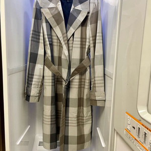 띠어리(Theory) 트렌치 체크코트 m사이즈-가격내림