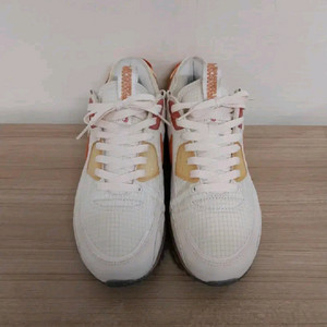 남성 나이키 에어맥스 90 테라스케이프 퓨얼오렌지 운동화 (285)