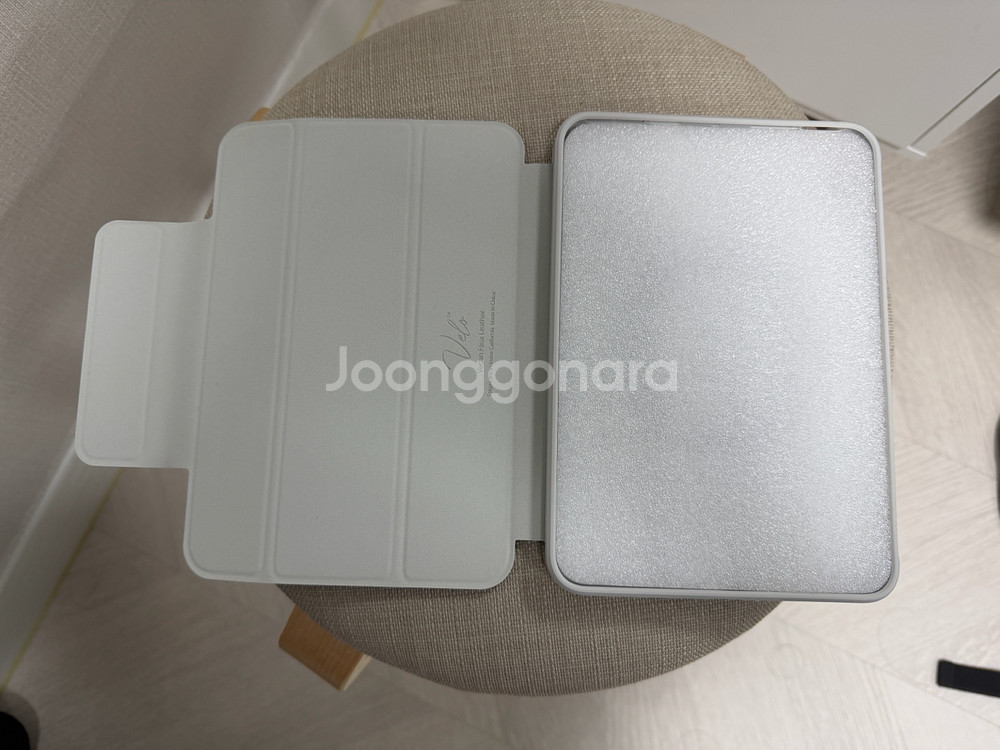 아이패드 미니6/7 슈피겐 에어스킨 프로 원탭 커버형--2