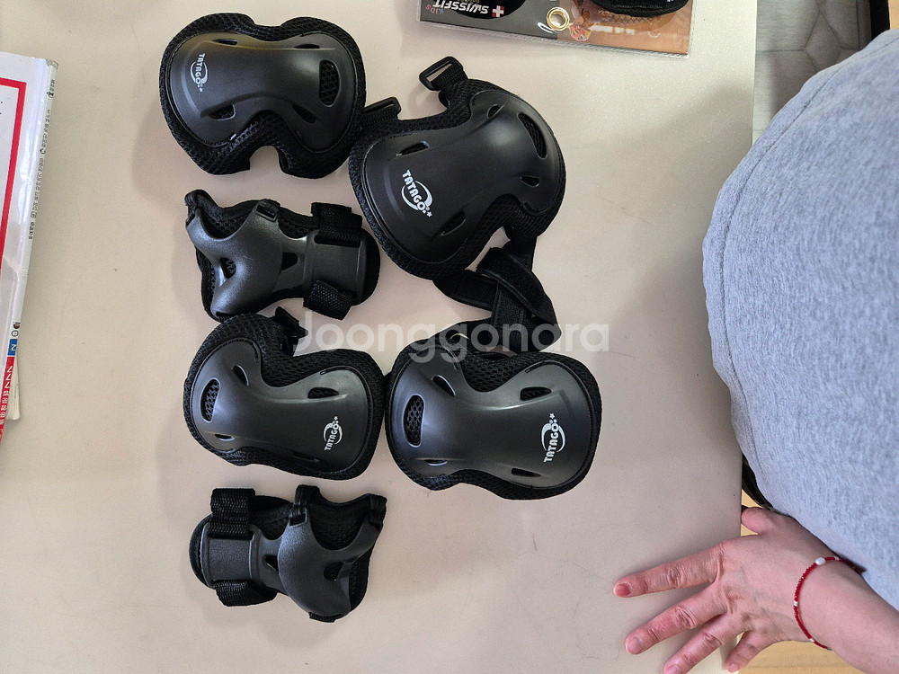 인라인 손목 팔목 무릎보호대 S사이즈 새것--2