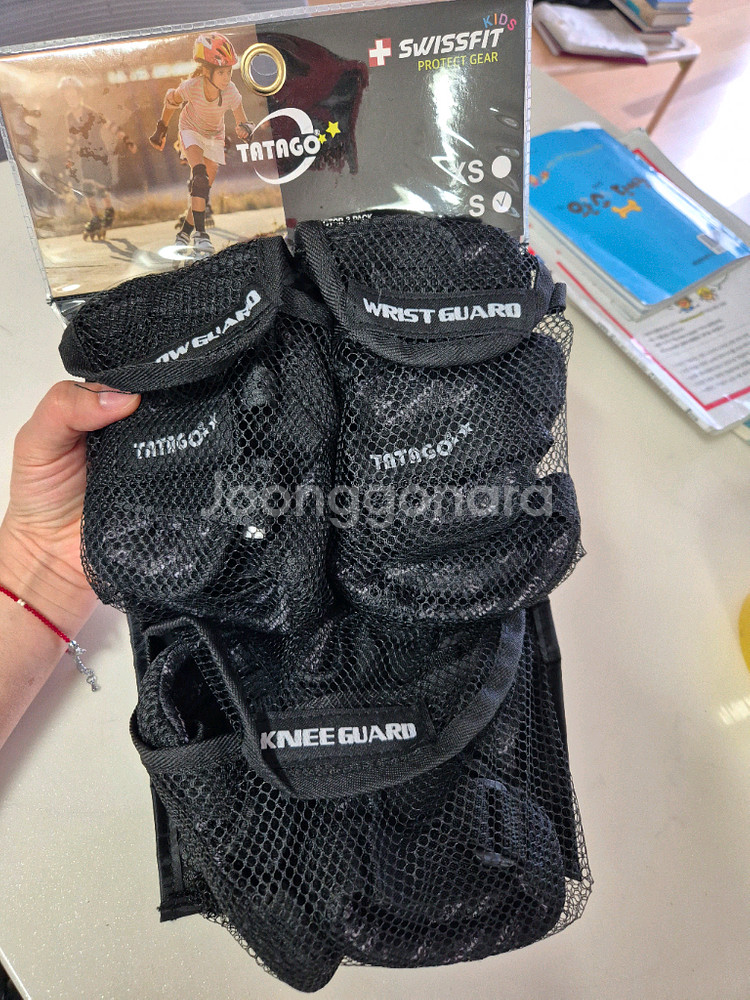 인라인 손목 팔목 무릎보호대 S사이즈 새것--0