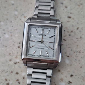 명작 citizen exceed 시티즌 엑시드 at5000-58a 사각 익시드 시계