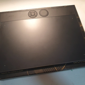 와콤 인튜어스 프로 2025 소형 PTK 470