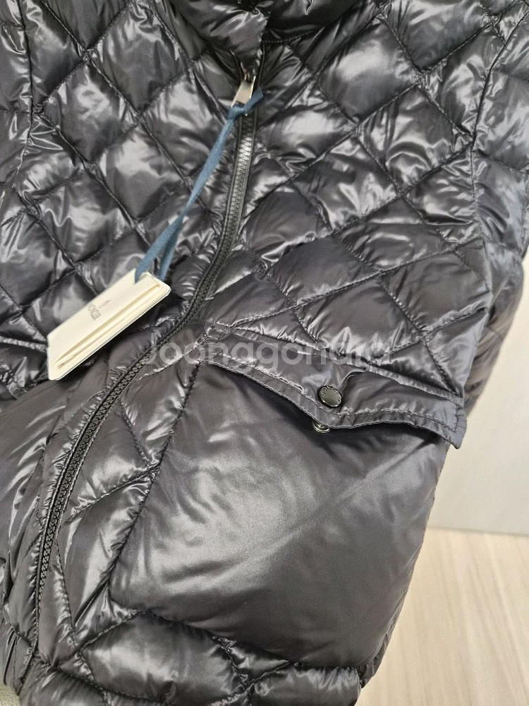 몽클레어 12A키즈 경량패딩--2