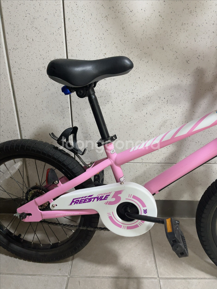 로얄베이비 프리스타일 자전거 18인치 팔아요--1