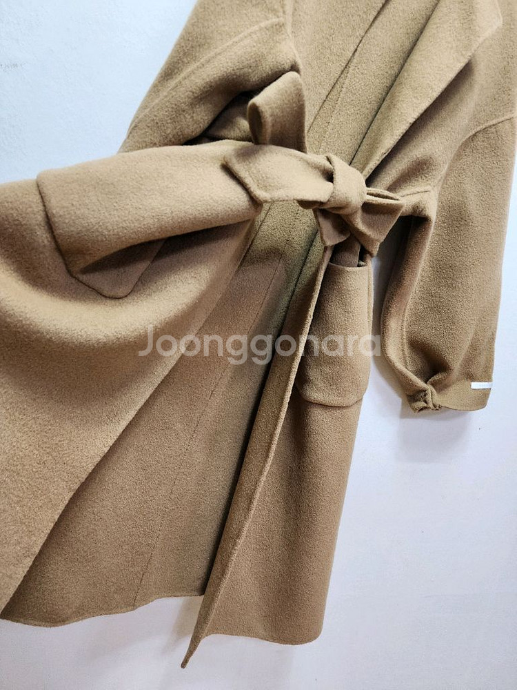 모이블레 울소재 롱 핸드메이드코트--5