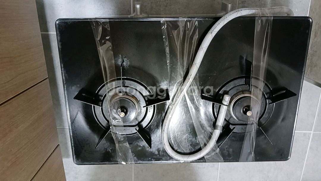 린나이 도시가스 가스레인지 RTR-642BJ 24년산팔아요--1