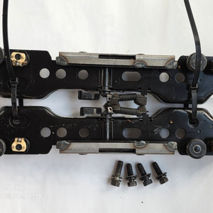 스타렉스4열시트 레일 부품