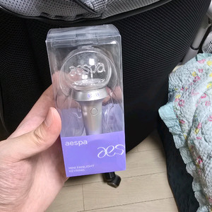 에스파 미니 라이트 키링 팔아요