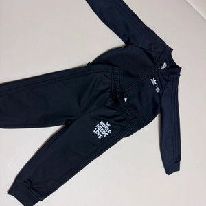 아디다스 트랙수트 블랙 85사이즈