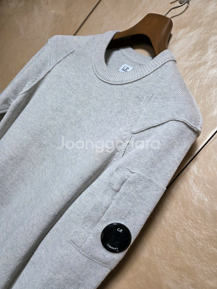 cp컴퍼니 정품 울니트 남성용--1