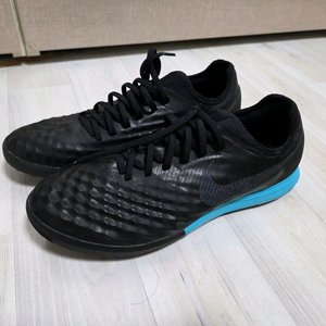 마지스타2 피날레 TF 오로라팩 265사이즈