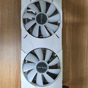 갤럭시 RTX2070Super 화이트 팝니다.