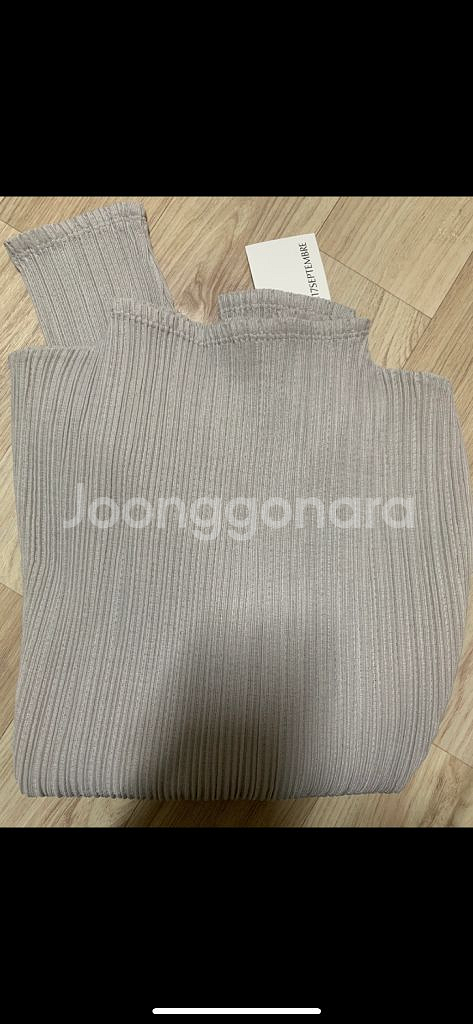 le917 피아 플리츠 롱슬리브탑 fia pleats long sleeve top--2