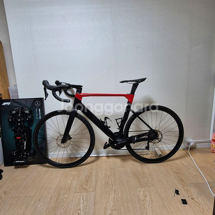 메리다 리액토 4000 (2021)--0