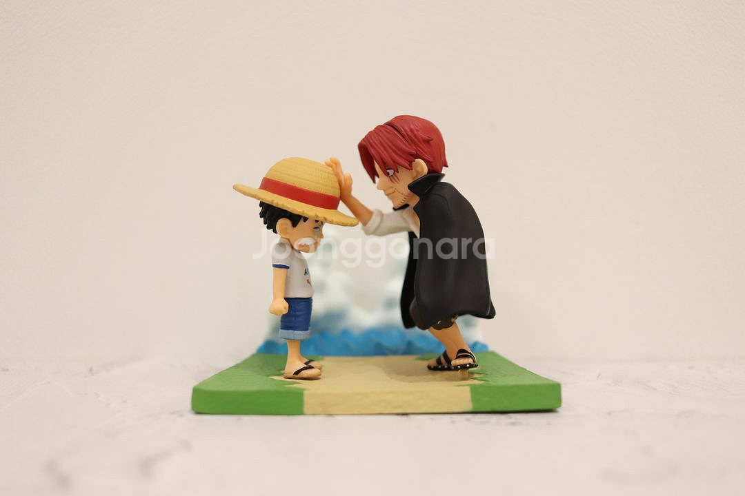 원피스 월드 콜렉터블 피규어 로그 스토리즈 루피 & 샹크스--0