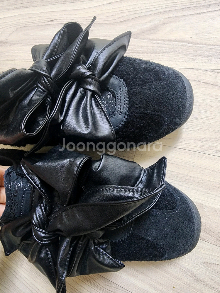 아디다스캐롤라인후 245--4