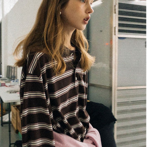 [던스트] 멀티 스트라이프 티셔츠 브라운 m