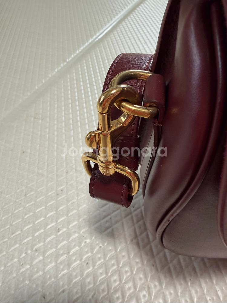 디올 바비백 버건디레드 미듐사이즈 급처합니다 (실착 5회 미만)--3