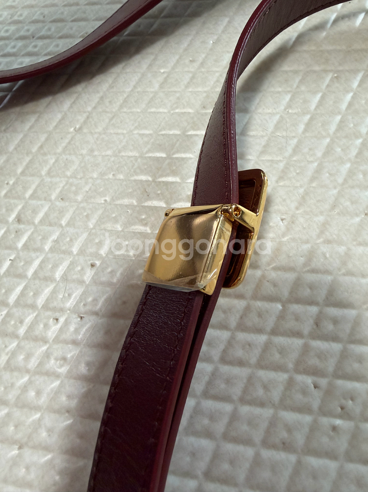 디올 바비백 버건디레드 미듐사이즈 급처합니다 (실착 5회 미만)--5