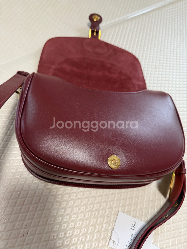 디올 바비백 버건디레드 미듐사이즈 급처합니다 (실착 5회 미만)--7