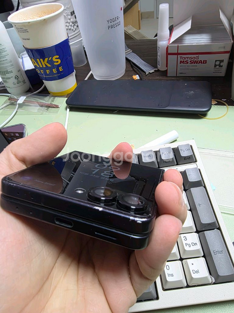 (7203)갤럭시z플립7 256 깨끗한기기 판매--5