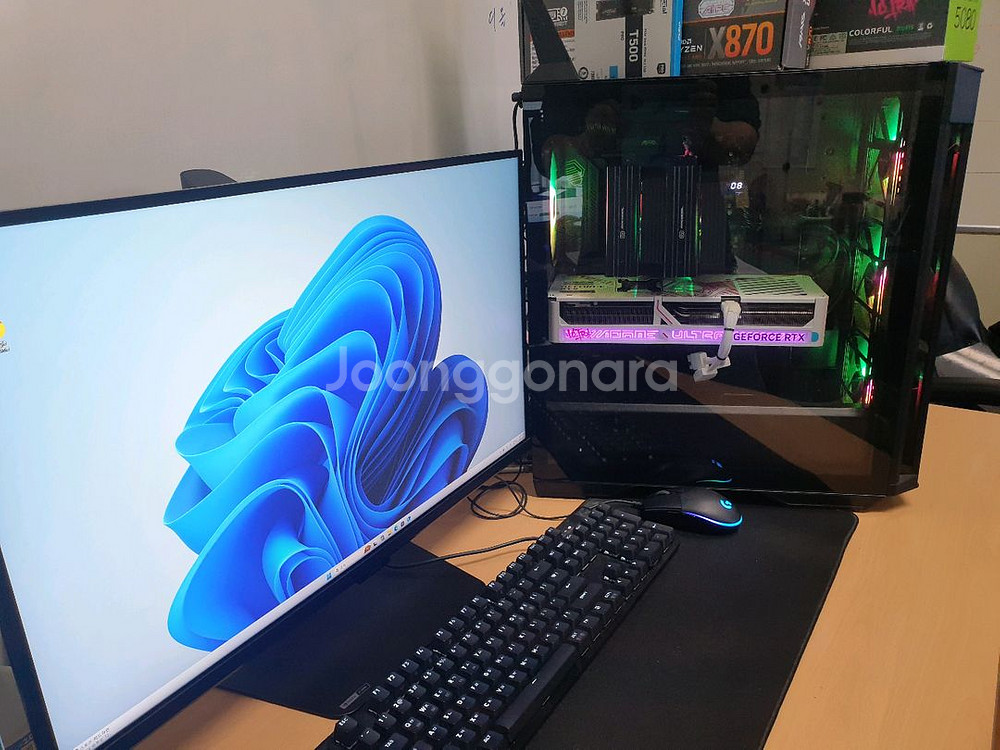 9800X3D 게이밍 pc 본체 + 모니터 추가가능--1