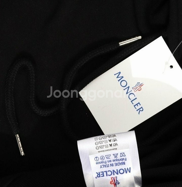 몽클레어 암밴딩 후드티--3