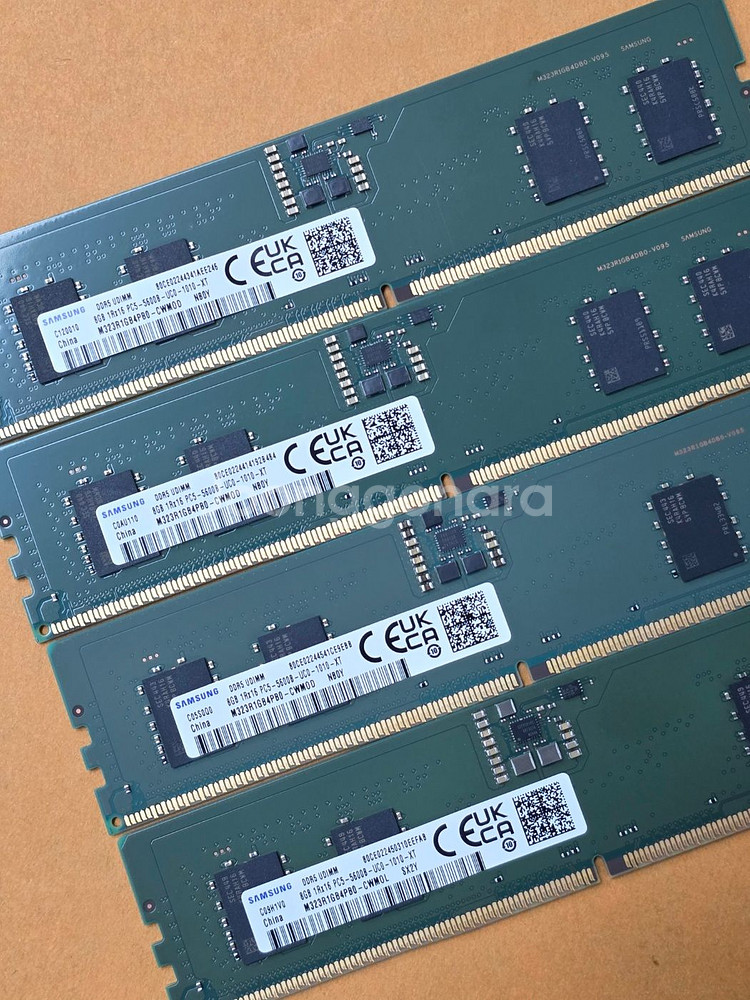 삼성 DDR5 5600B 8GB 4개 일괄 판매합니다.--0