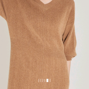 랑방 브이넥 니트 원피스