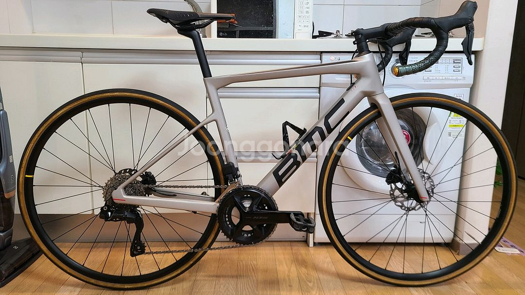 인하 로드명가 BMC 팀머신 SLR FIVE 신형105 Di2 카본 급매--0
