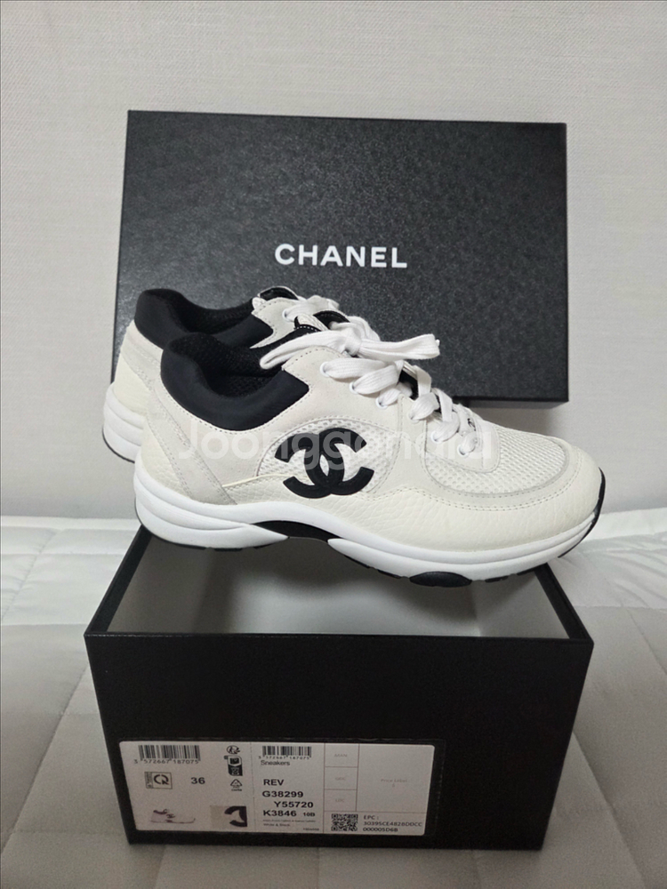 샤넬 CC 로고 테니스 스니커즈 36--3