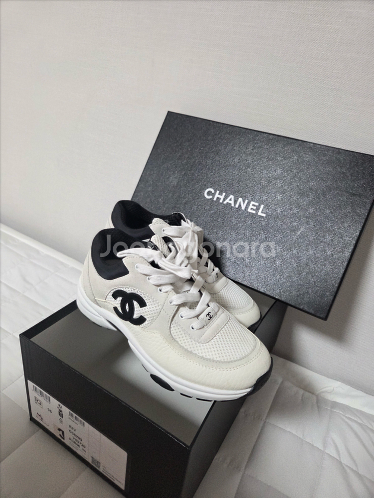 샤넬 CC 로고 테니스 스니커즈 36--2